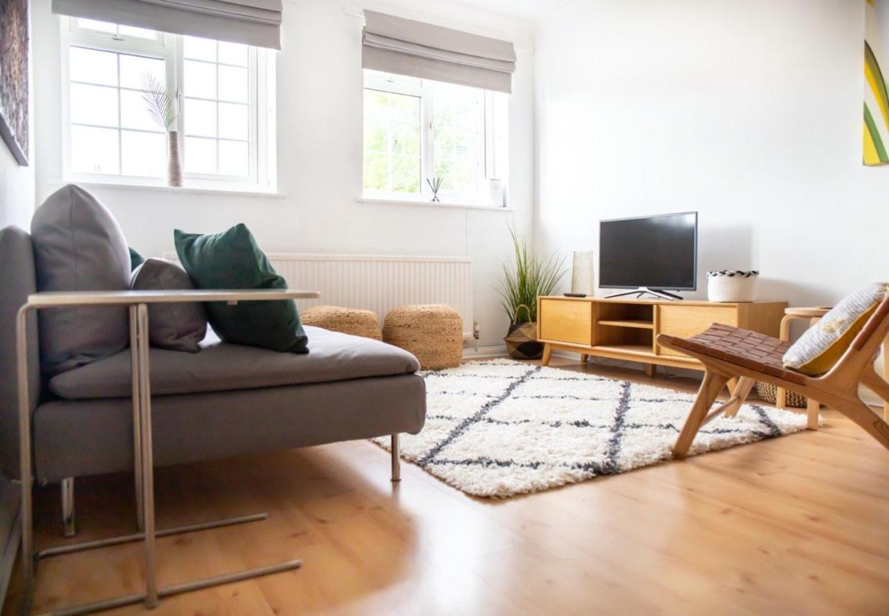 Guestready - Homely Leeds City Apartment Sleep 4 Meanwood Экстерьер фото