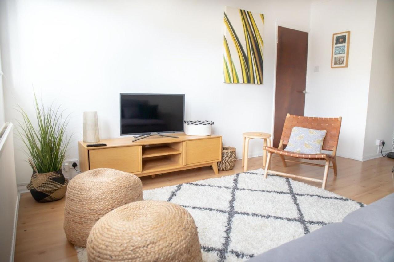 Guestready - Homely Leeds City Apartment Sleep 4 Meanwood Экстерьер фото