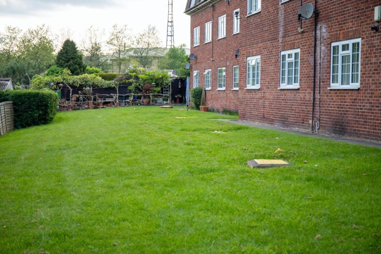 Guestready - Homely Leeds City Apartment Sleep 4 Meanwood Экстерьер фото